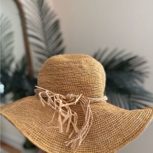 Tommy Bahama Braided Straw Sun Hat in Natural Tan